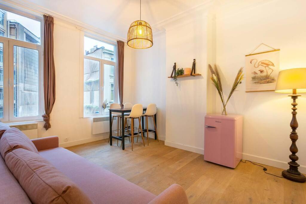 Pink Fairytale-Like Apartment Amberes Exterior foto